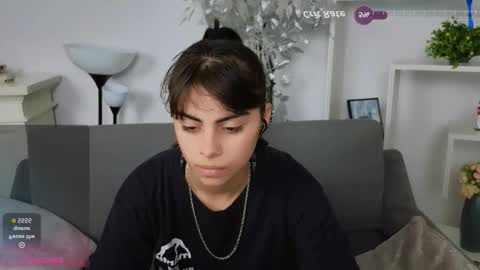 Olivia online show from October 17, 7:00 am