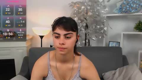 Olivia online show from November 1, 8:18 am