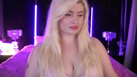 Snapshot of cocosecretss chatting on December 8, 7:47 am onlyfans amyleyy online show from December 8, 7:47 am