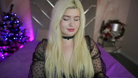 Snapshot of cocosecretss chatting on January 3, 8:10 am onlyfans amyleyy online show from January 3, 8:10 am