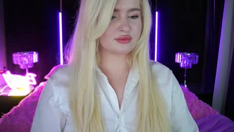 Snapshot of cocosecretss chatting on December 17, 7:40 am onlyfans amyleyy online show from December 17, 7:40 am