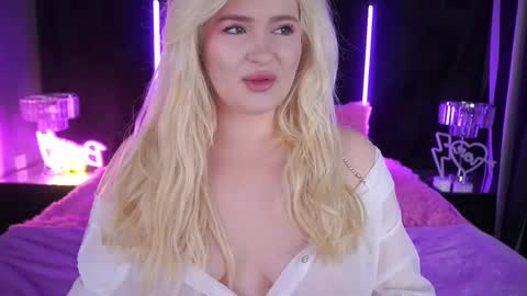 Snapshot of cocosecretss chatting on February 11, 7:44 am onlyfans amyleyy online show from February 11, 7:44 am