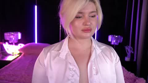 Snapshot of cocosecretss chatting on December 5, 7:16 am onlyfans amyleyy online show from December 5, 7:16 am