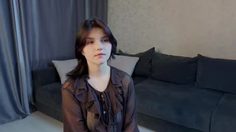 Kim online show from April 1, 7:09 am