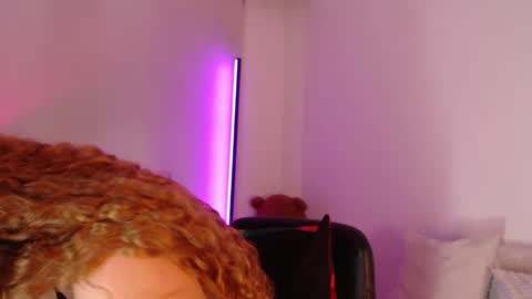 Coffee Dreams online show from November 19, 9:15 pm