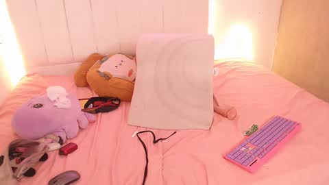 coffe_eyes online show from October 4, 5:06 pm