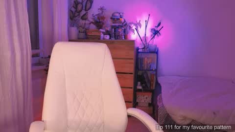 Olivia online show from October 5, 8:47 pm