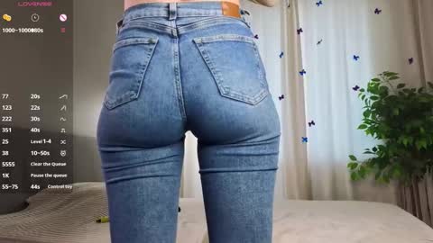 Carry online show from February 20, 6:26 am