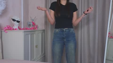 colliencox online show from February 21, 6:59 pm