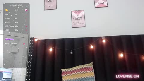  GRETCHEN  online show from December 10, 12:38 pm