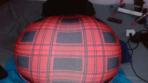 Snapshot of comicalcara chatting on September 22, 8:35 am Cara online show from September 22, 8:35 am