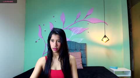 C O N N I E online show from January 28, 12:00 pm