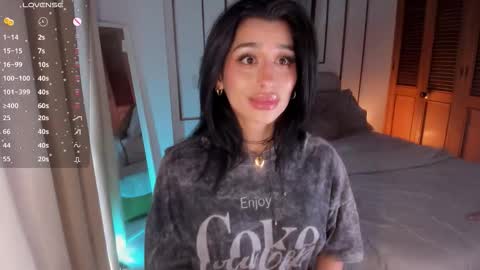 connie    online show from November 14, 1:22 pm