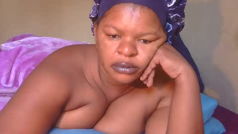 Snapshot of conny685249 chatting on February 26, 4:19 am conny online show from February 26, 4:19 am