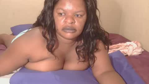 Snapshot of conny685249 chatting on February 9, 9:39 pm conny online show from February 9, 9:39 pm