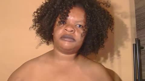 Snapshot of conny685249 chatting on September 11, 1:28 am conny online show from September 11, 1:28 am