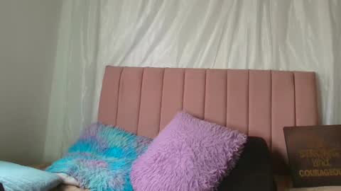 conyabril online show from February 24, 2:27 pm