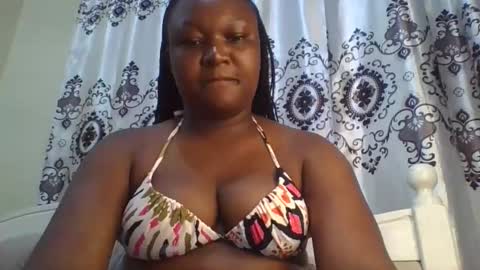 Snapshot of coolgirl001 chatting on October 13, 6:10 pm coolgirl001 online show from October 13, 6:10 pm