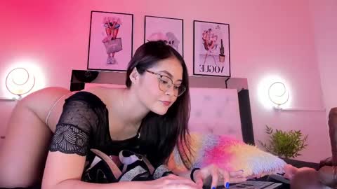 Cora  online show from March 3, 9:23 pm