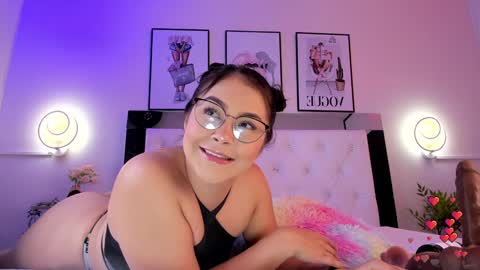 Cora  online show from February 6, 12:33 am