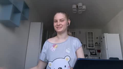 Emma online show from October 19, 10:17 am