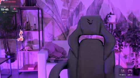 little girl who is always right or Coraline online show from September 19, 5:39 am