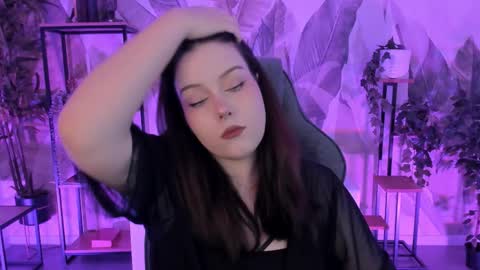 little girl who is always right or Coraline online show from September 24, 5:39 am