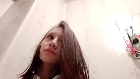 Lina online show from January 18, 9:27 am