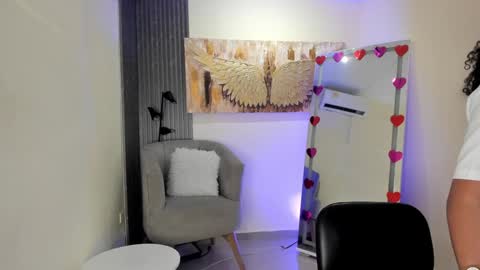 Cori online show from February 1, 6:19 pm