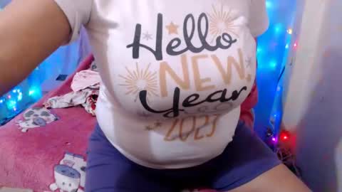 Snapshot of corinnahothotxxx chatting on September 21, 5:55 pm corinnahothotxxx online show from September 21, 5:55 pm