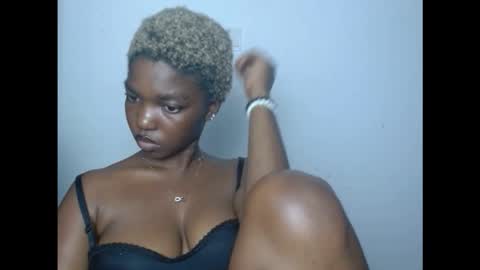 Snapshot of cornxcuntx chatting on November 1, 8:02 pm cornxcuntx online show from November 1, 8:02 pm