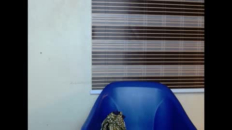 Snapshot of cornxcuntx chatting on September 30, 1:00 am cornxcuntx online show from September 30, 1:00 am