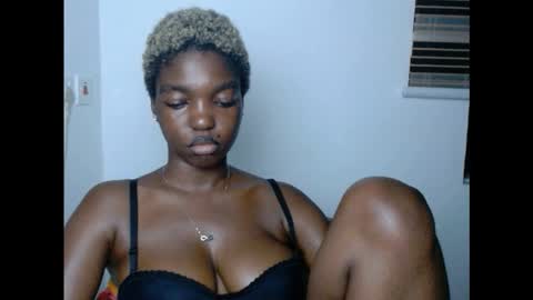 cornxcuntx online show from November 3, 8:13 pm