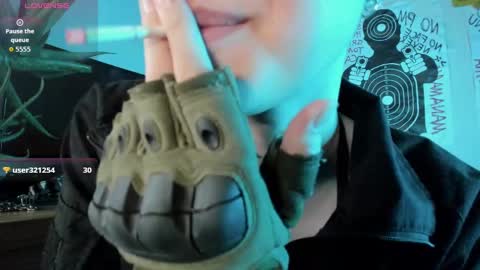 Snapshot of cos_operator chatting on October 2, 6:35 pm cos_operator online show from October 2, 6:35 pm