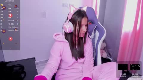 Lunita online show from February 14, 2:08 pm