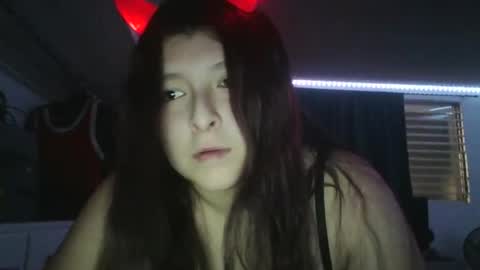 cosmicgirl444 online show from February 3, 2:53 am