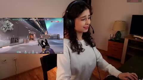 Luna online show from February 26, 8:52 pm