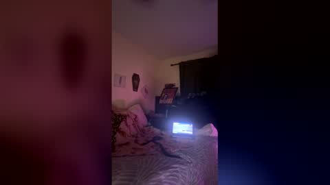 cougarbratz online show from May 10, 3:41 am