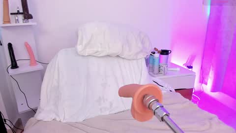 Snapshot of couple_naughty20 chatting on January 29, 9:55 am Maria online show from January 29, 9:55 am