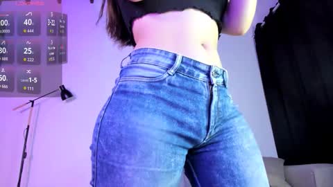 Kay online show from February 15, 6:07 pm