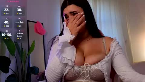 Snapshot of courtneyk_ chatting on September 13, 2:47 pm Courtney online show from September 13, 2:47 pm