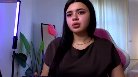 Courtney online show from October 2, 1:49 pm