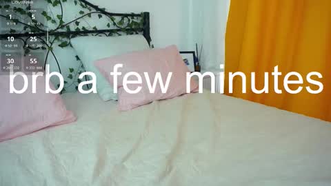 Snapshot of coventinaashfield chatting on October 10, 8:30 am Yui online show from October 10, 8:30 am