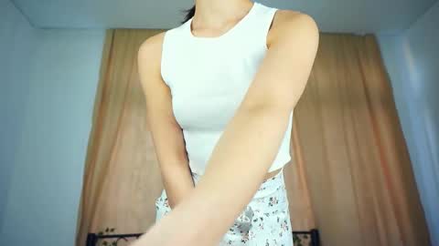 Snapshot of coventinaashfield chatting on October 1, 8:30 am Yui online show from October 1, 8:30 am