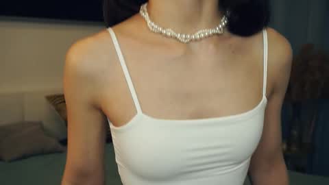 Snapshot of coventinaashfield chatting on February 21, 8:39 am Yui online show from February 21, 8:39 am