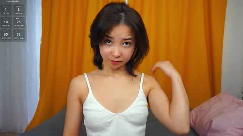 Snapshot of coventinaashfield chatting on October 14, 7:11 am Yui online show from October 14, 7:11 am