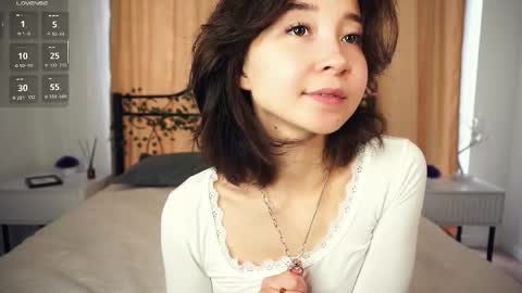 Snapshot of coventinaashfield chatting on September 21, 8:02 am Yui online show from September 21, 8:02 am