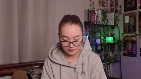 Yuna online show from December 16, 8:15 pm