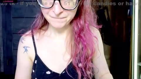 Snapshot of coy_girl_ chatting on January 28, 9:41 am My name is Emma - HELP COLLECT TOKENS FOR THE OPERATION FOR MY DAUGHTER online show from January 28, 9:41 am