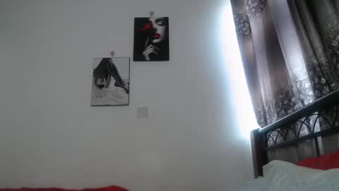 Snapshot of cozy_dion chatting on October 5, 11:26 am Erykah online show from October 5, 11:26 am